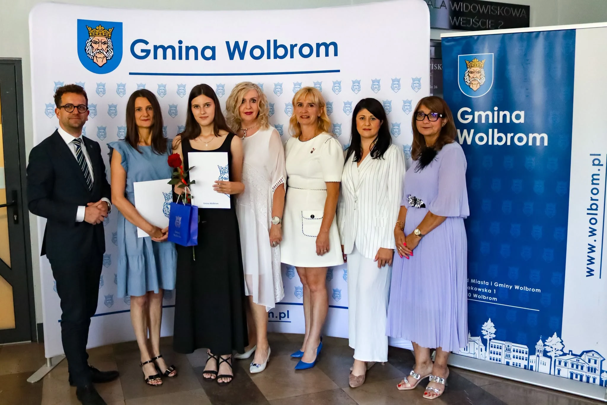 23 stypendystów nagrodzonych przez Burmistrza Wolbromia — zdjęcie 9