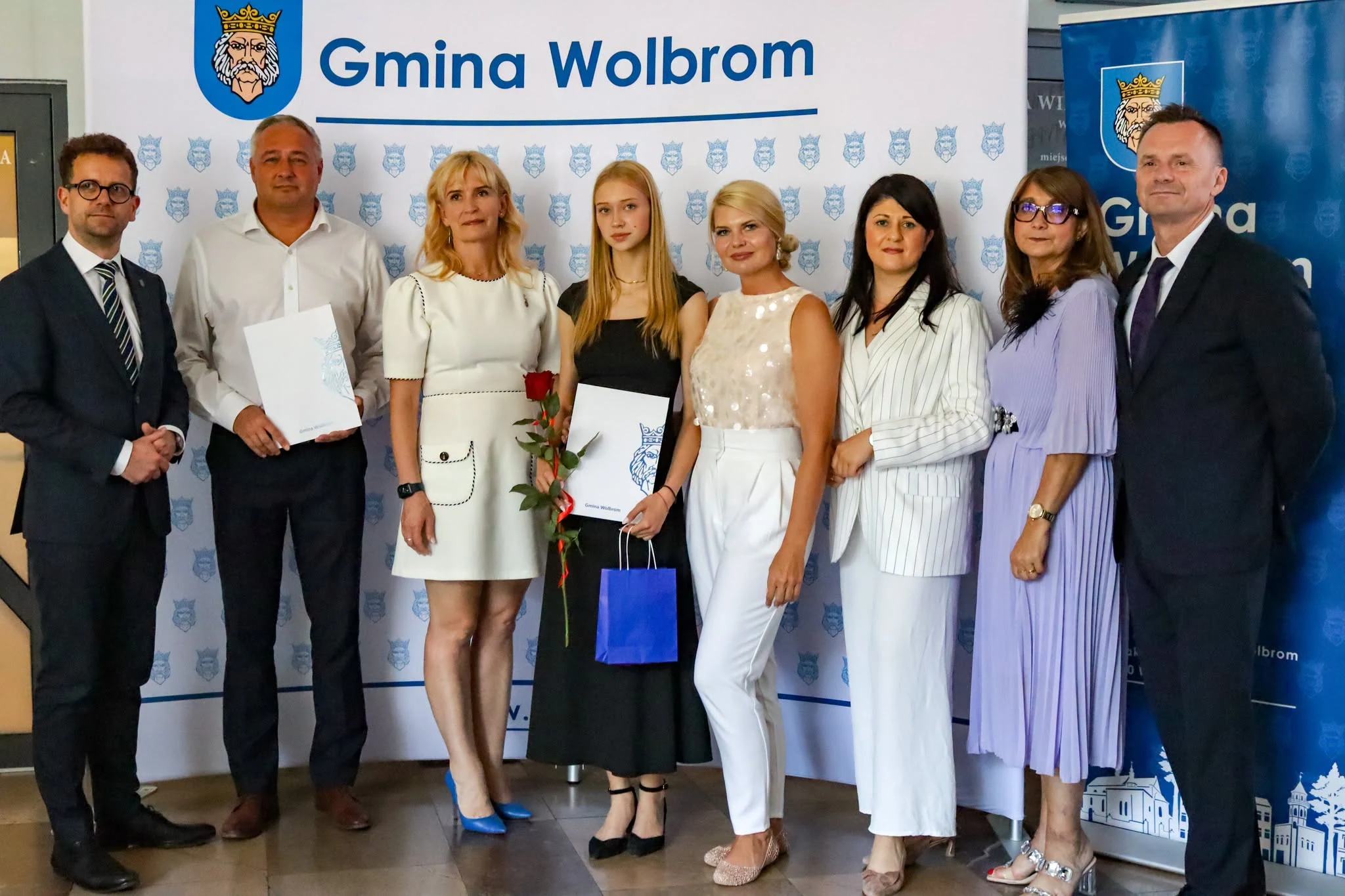 23 stypendystów nagrodzonych przez Burmistrza Wolbromia — zdjęcie 21