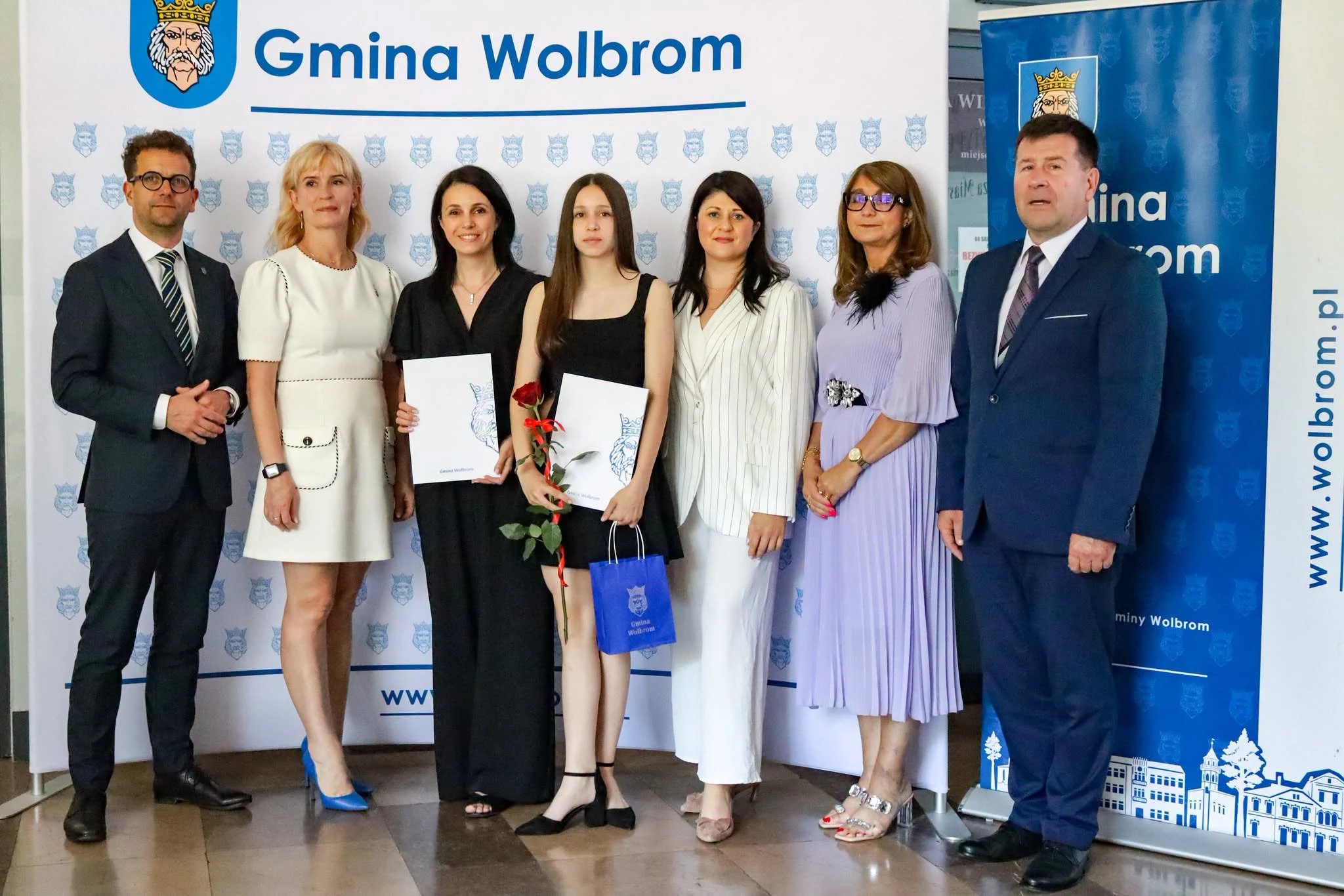 23 stypendystów nagrodzonych przez Burmistrza Wolbromia — zdjęcie 25